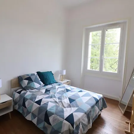 Gite Au Bord Du Lac Avec Activites, Jardin Et Confort Moderne, Animaux Acceptes - Fr-1-742-87 *