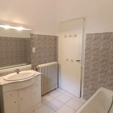 Tatil Evi Gite Au Bord Du Lac Avec Activites, Jardin Et Confort Moderne, Animaux Acceptes - Fr-1-742-87