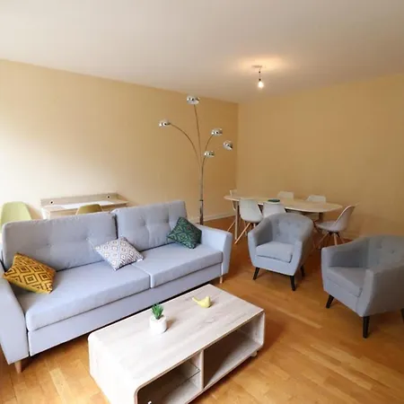 Tatil Evi Gite Au Bord Du Lac Avec Activites, Jardin Et Confort Moderne, Animaux Acceptes - Fr-1-742-87 Saint-Etienne-Cantales