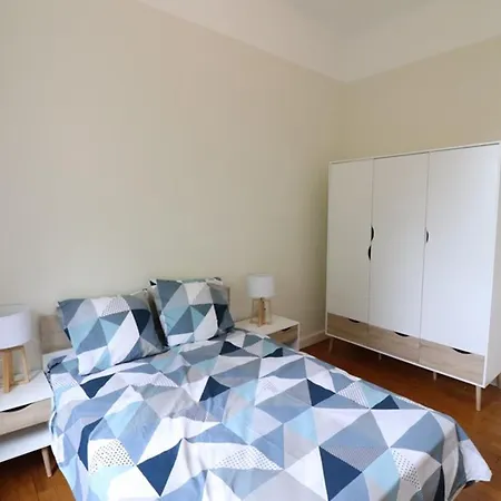 Tatil Evi Gite Au Bord Du Lac Avec Activites, Jardin Et Confort Moderne, Animaux Acceptes - Fr-1-742-87