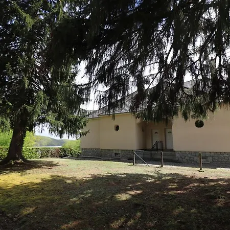 Tatil Evi Gite Au Bord Du Lac Avec Activites, Jardin Et Confort Moderne, Animaux Acceptes - Fr-1-742-87